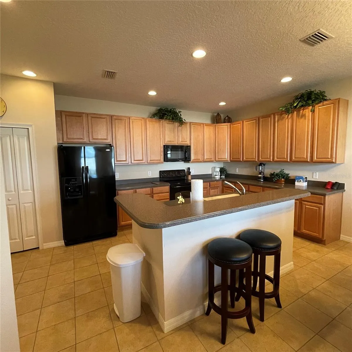 353 VILLA SORRENTO CIR