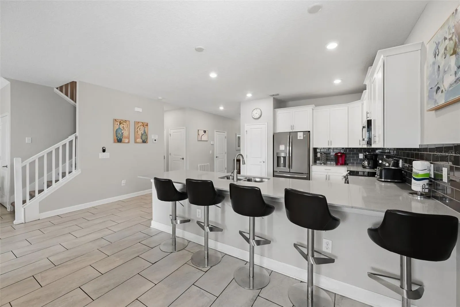 1670 MOON VALLEY DR