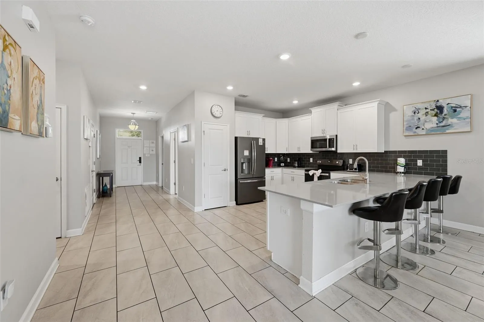 1670 MOON VALLEY DR
