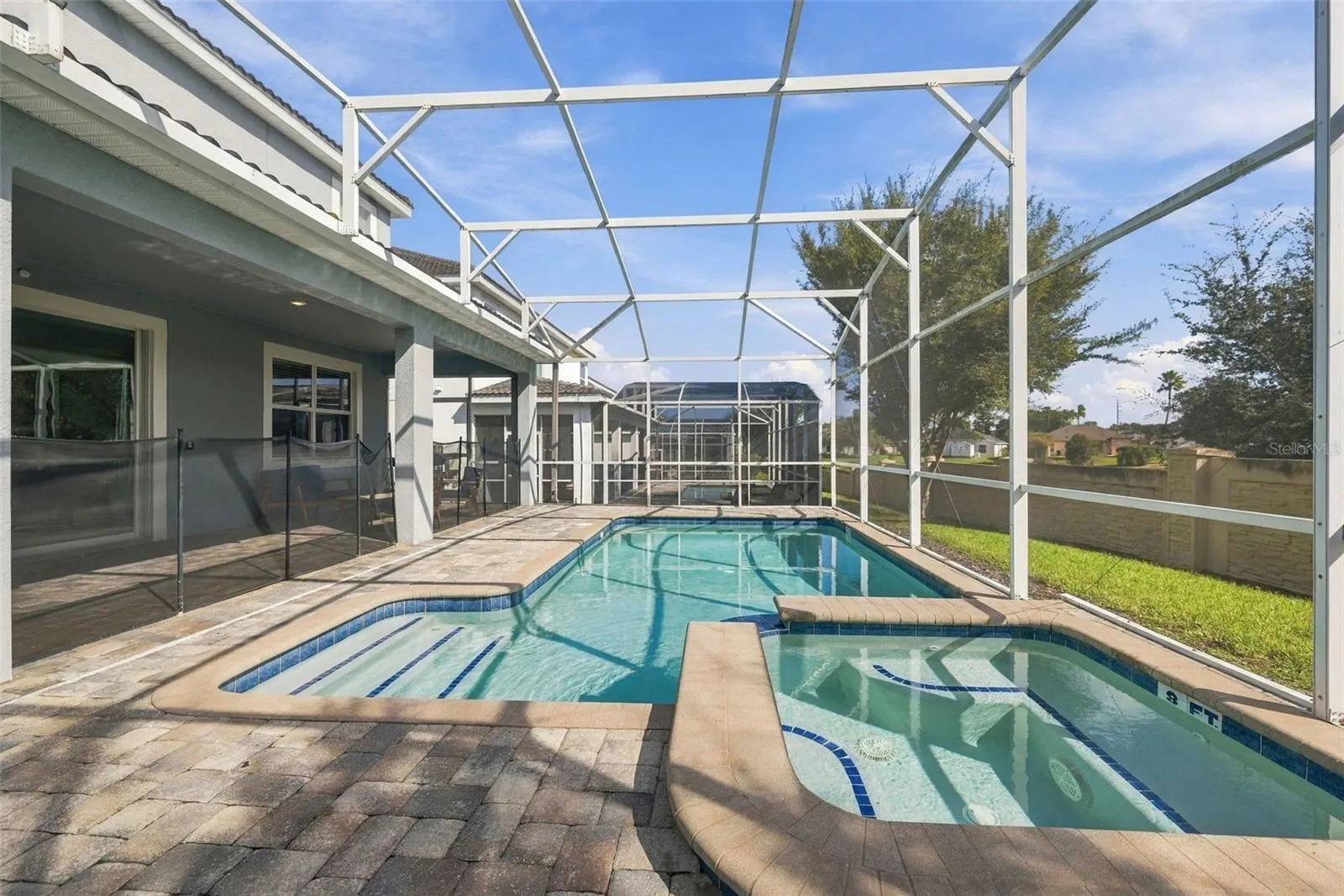 1670 MOON VALLEY DR