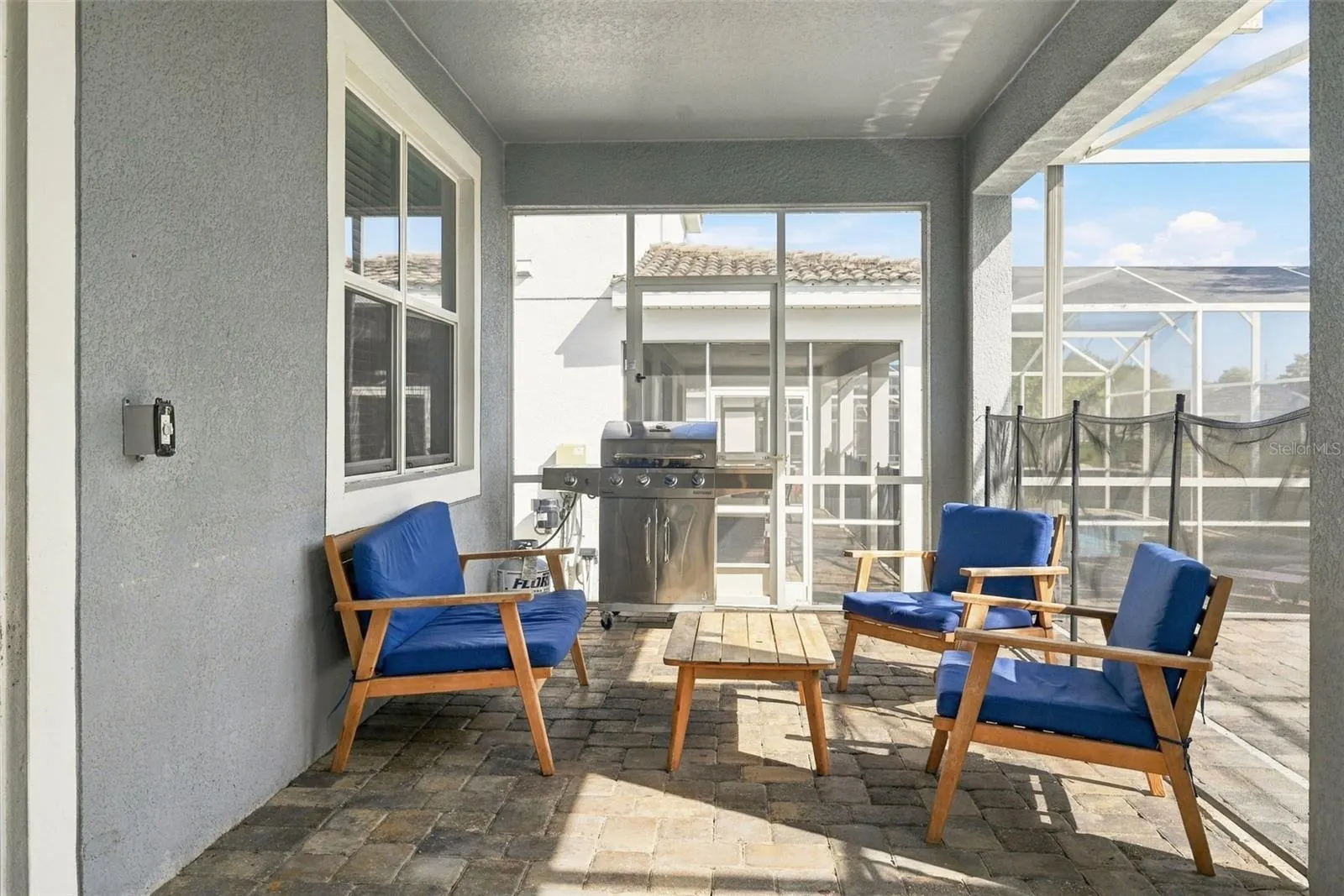 1670 MOON VALLEY DR