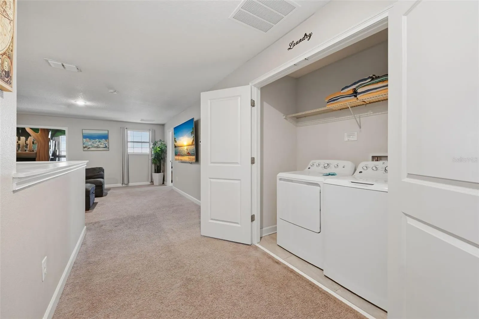 1670 MOON VALLEY DR