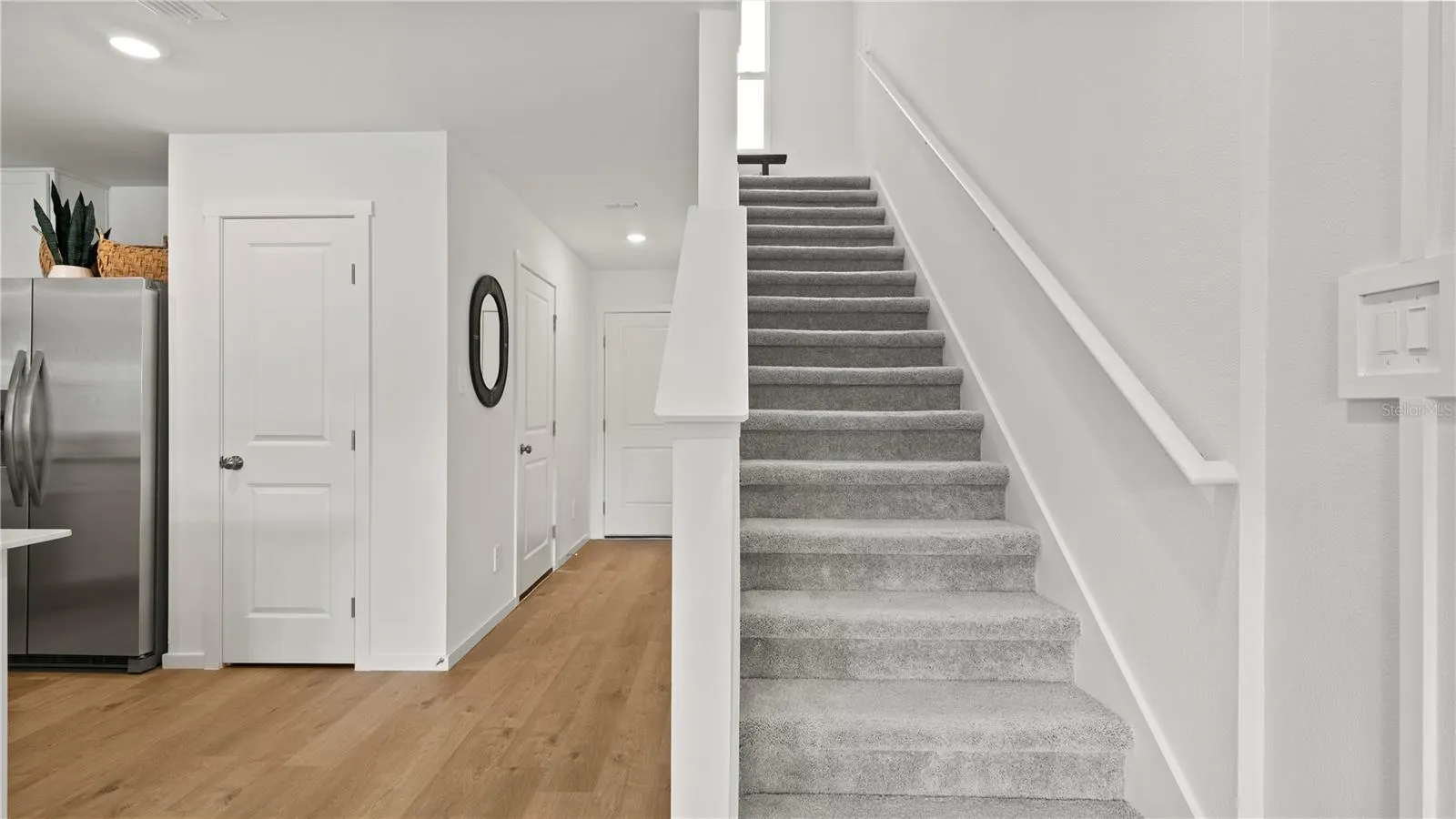 1087 TWINS ST