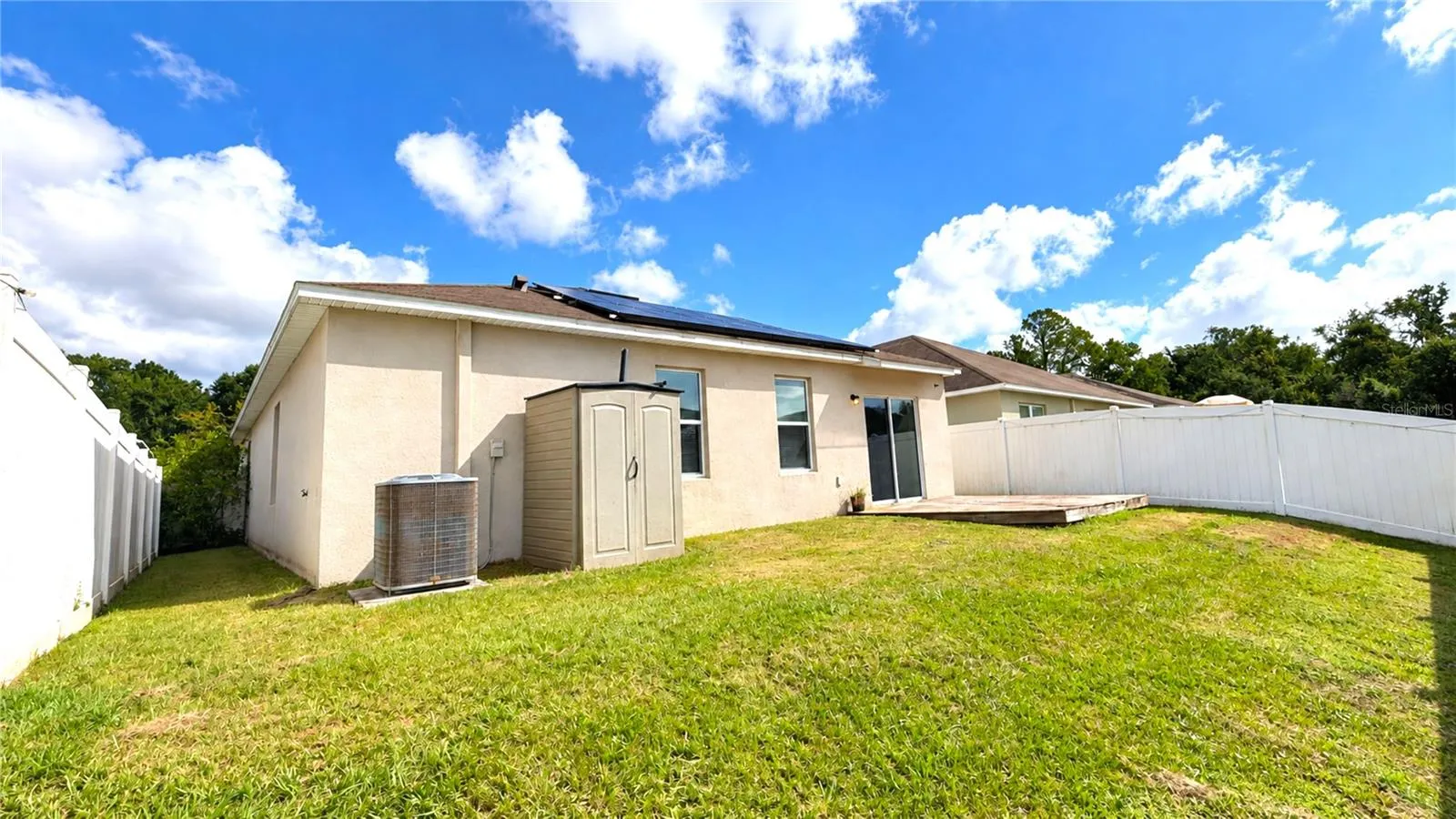 1413 WALLACE MANOR PASS