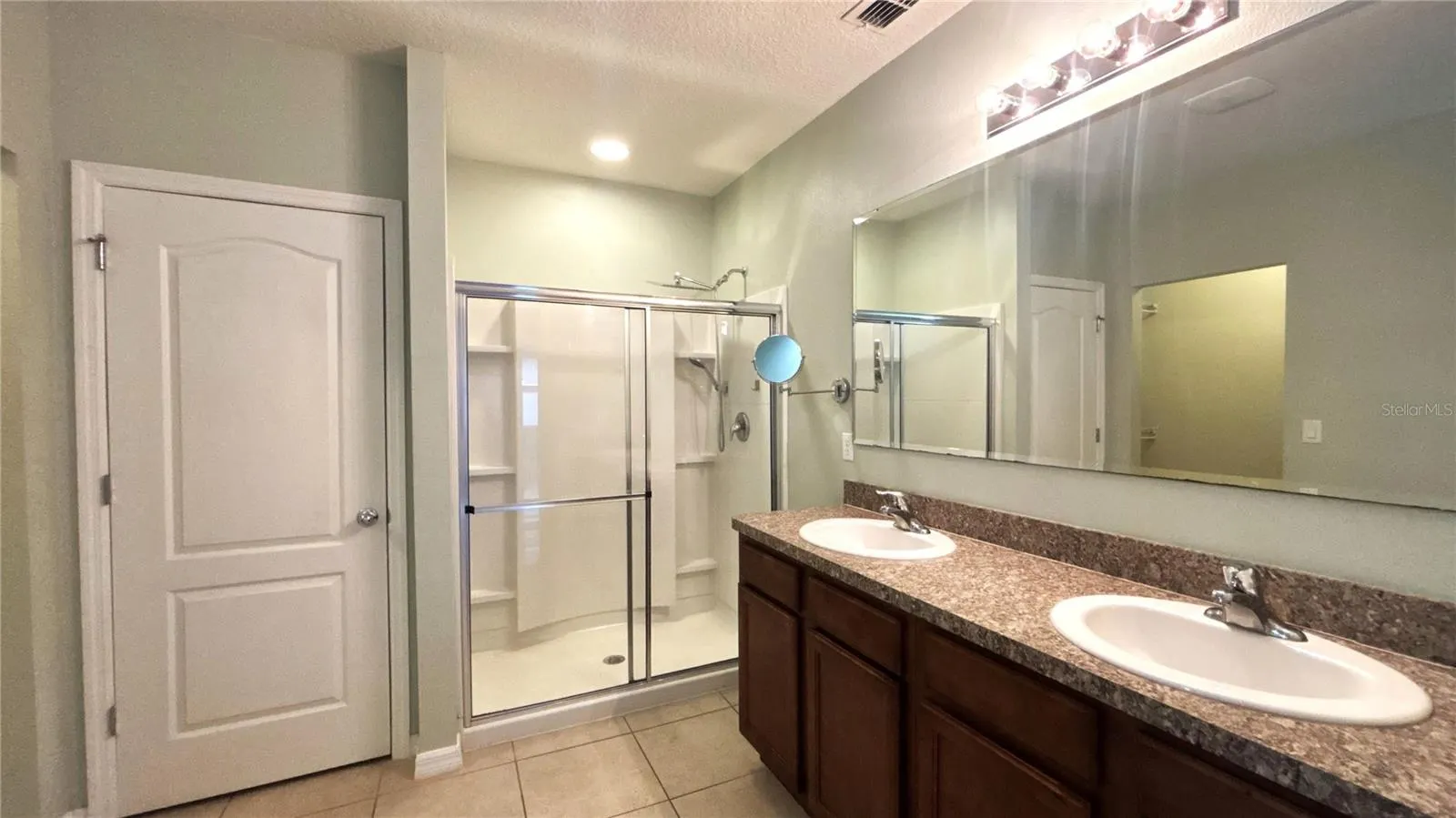 1413 WALLACE MANOR PASS