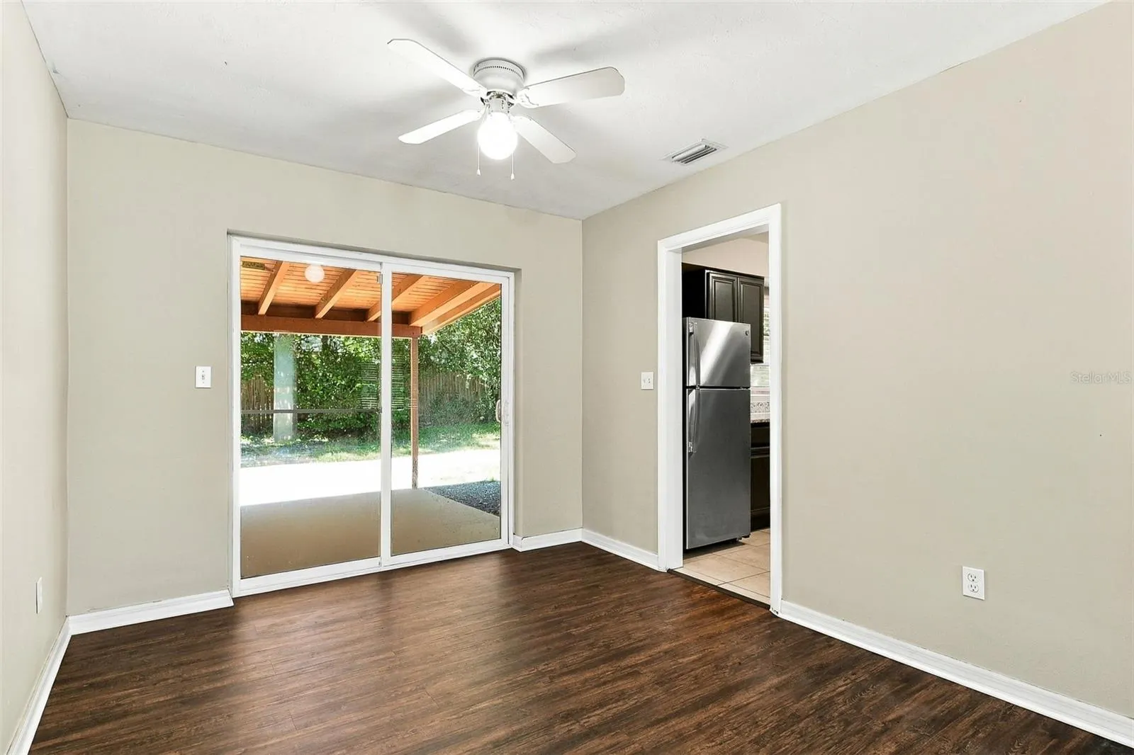 1336 W HARTLEY CIR