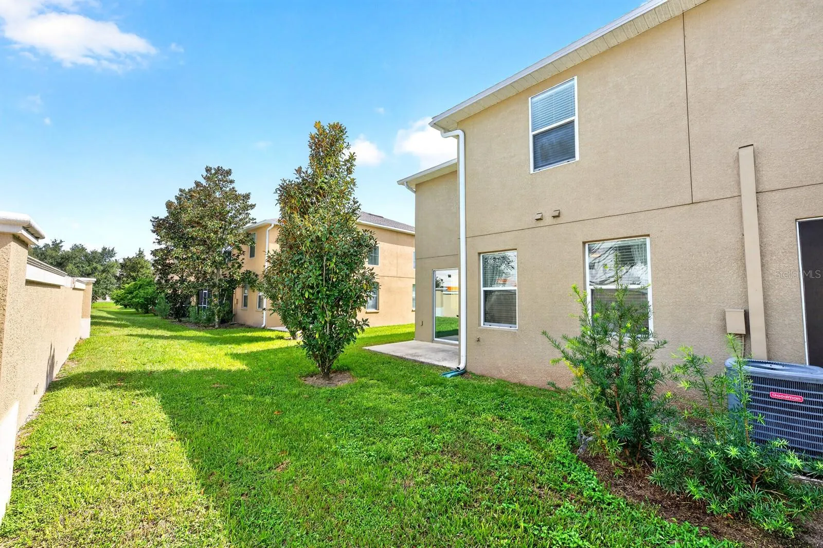 2128 LENNOX DALE LN