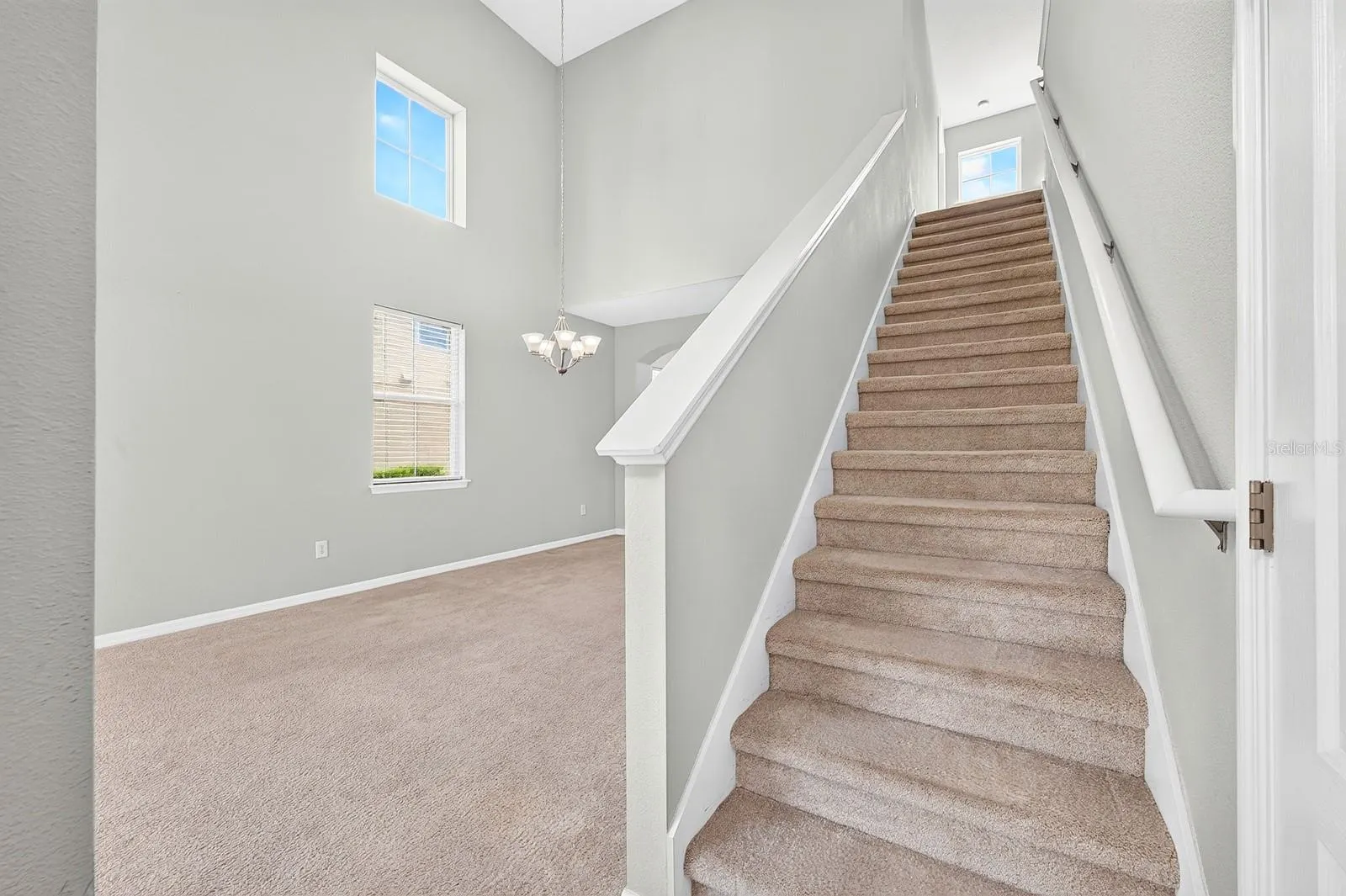 2128 LENNOX DALE LN