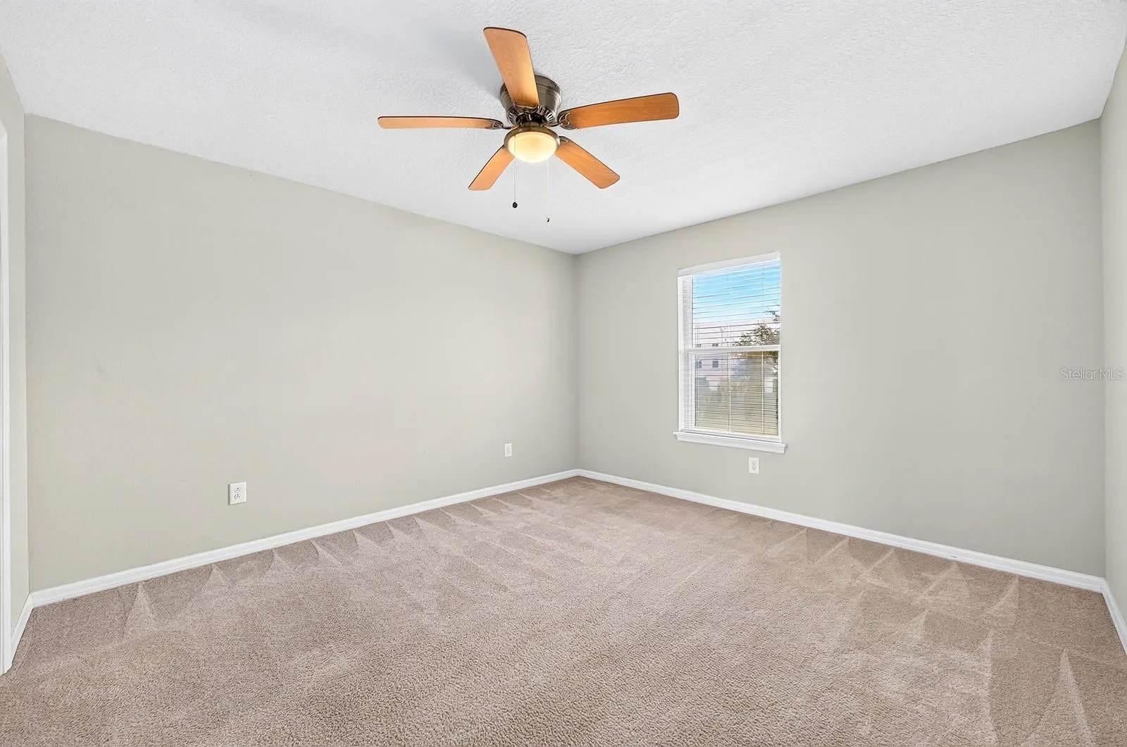 2128 LENNOX DALE LN
