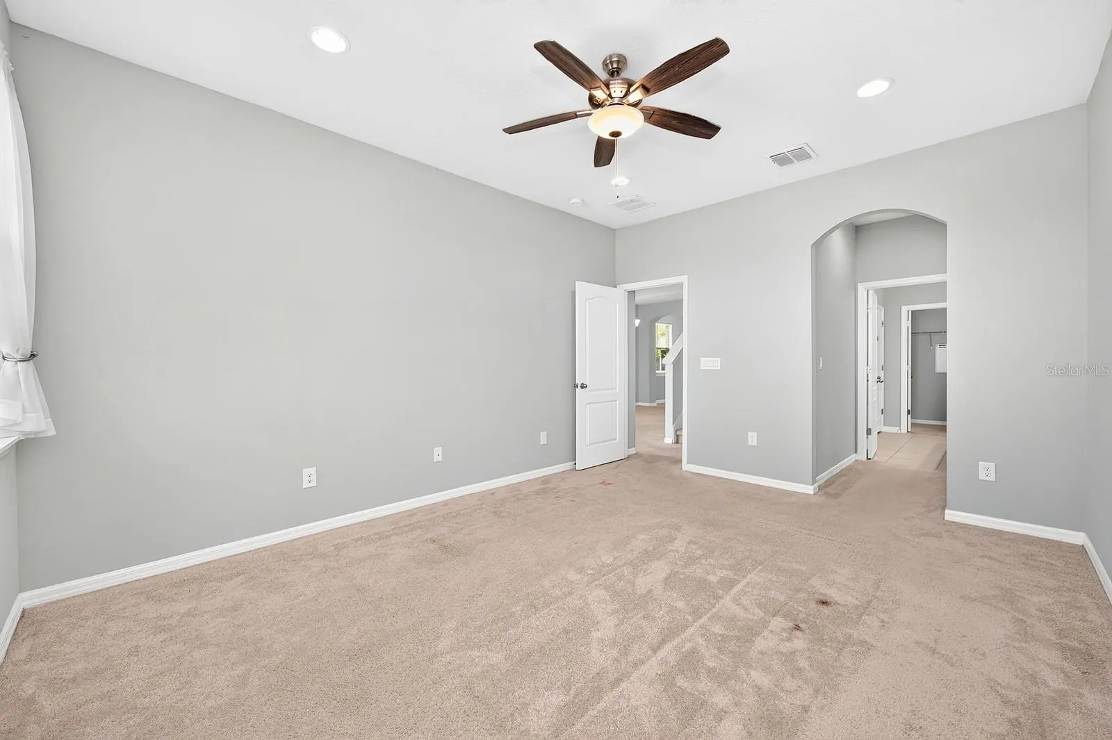 2128 LENNOX DALE LN