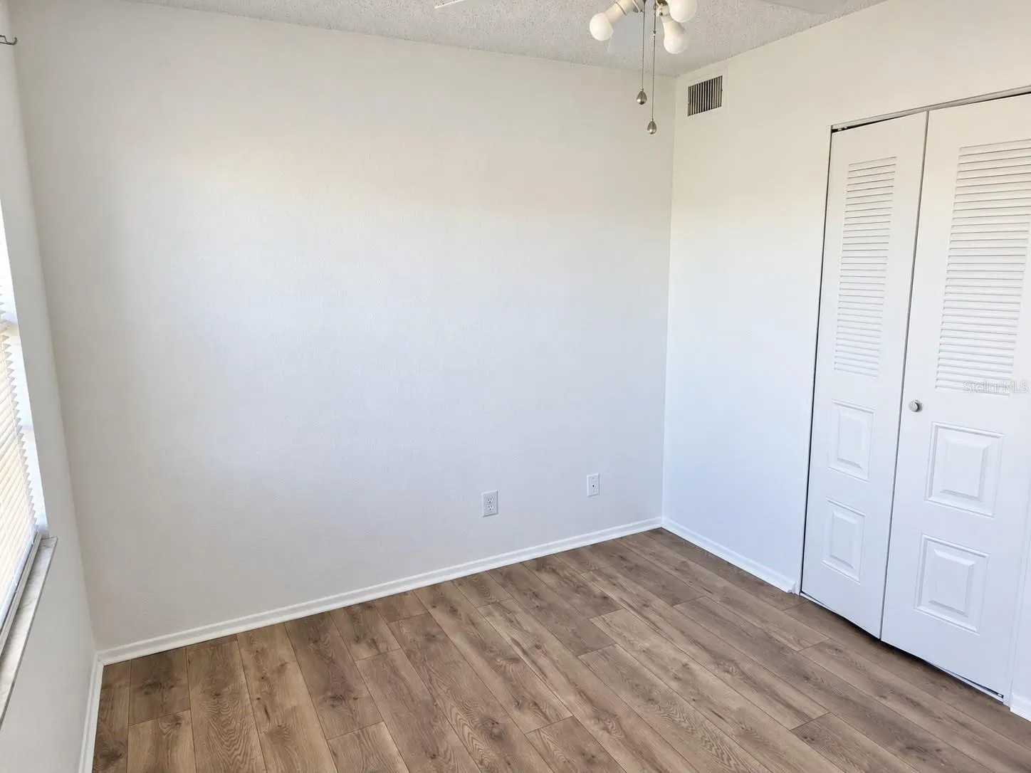 975 SONESTA AVE NE #201 #201