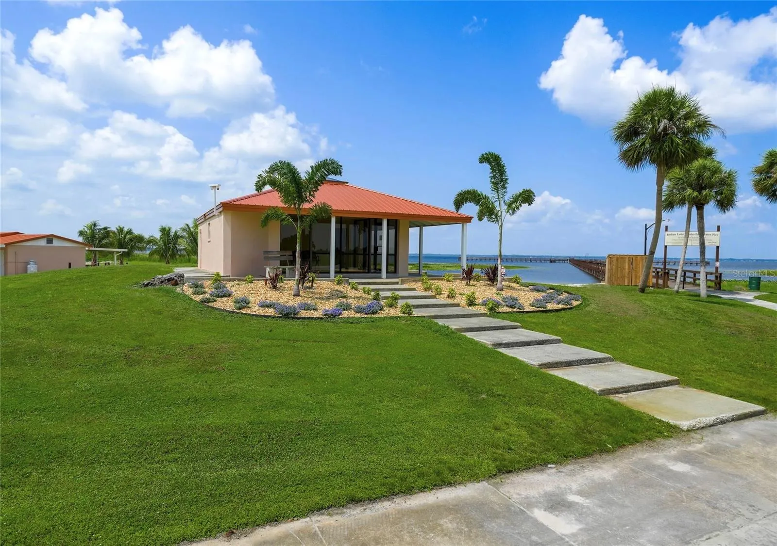 316 ALBA DR