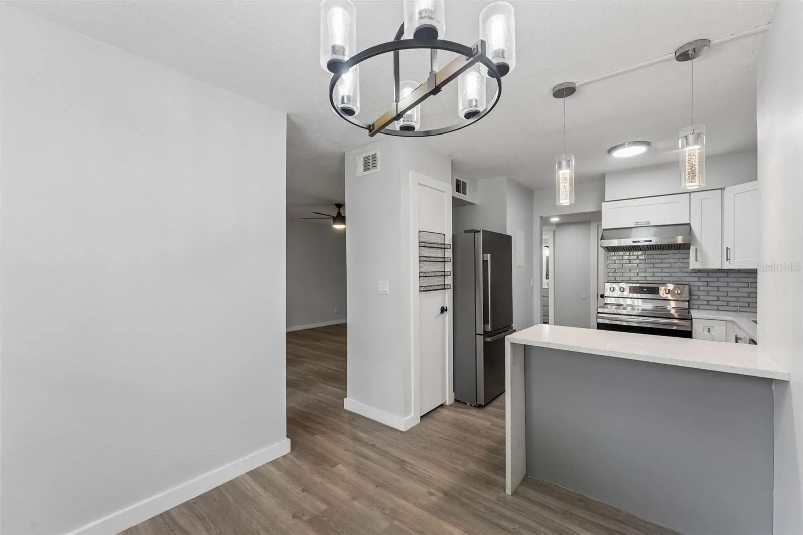 200 ST ANDREWS BLVD #906 #906