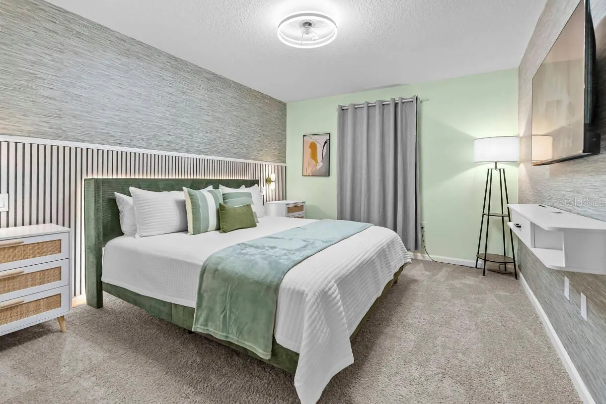 2306 ZABALLINA PL