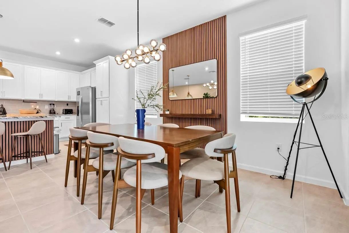 2306 ZABALLINA PL