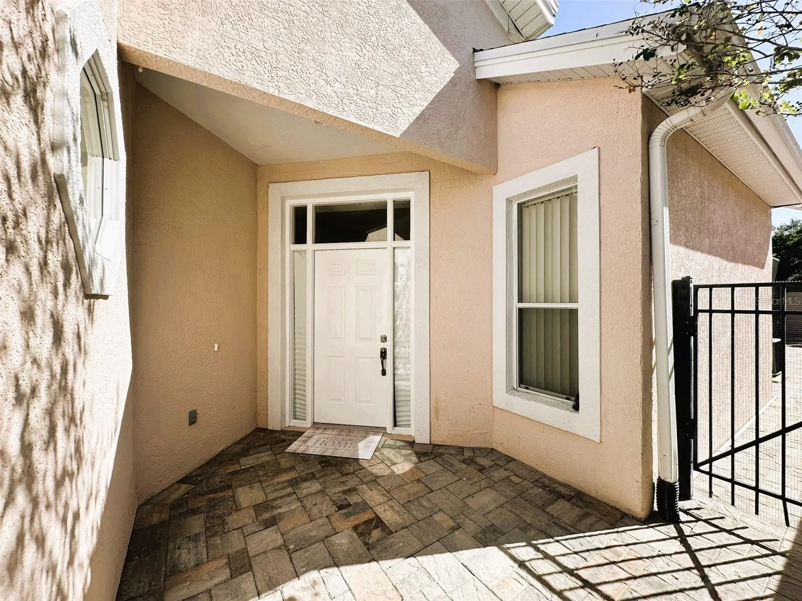 14342 TAMBOURINE DR