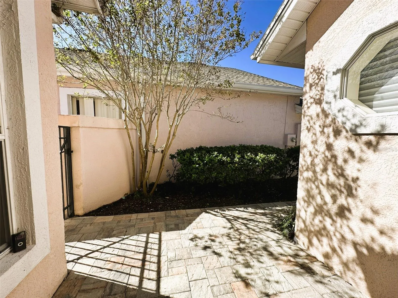 14342 TAMBOURINE DR