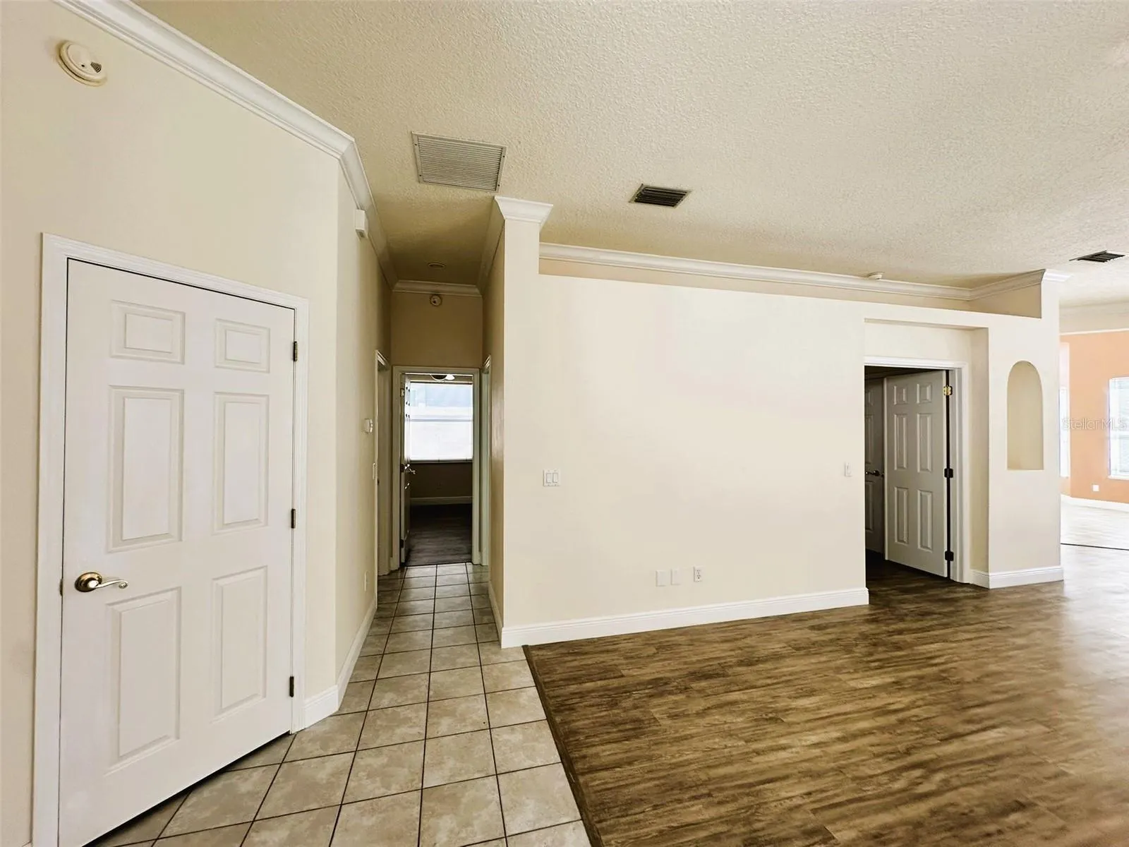 14342 TAMBOURINE DR