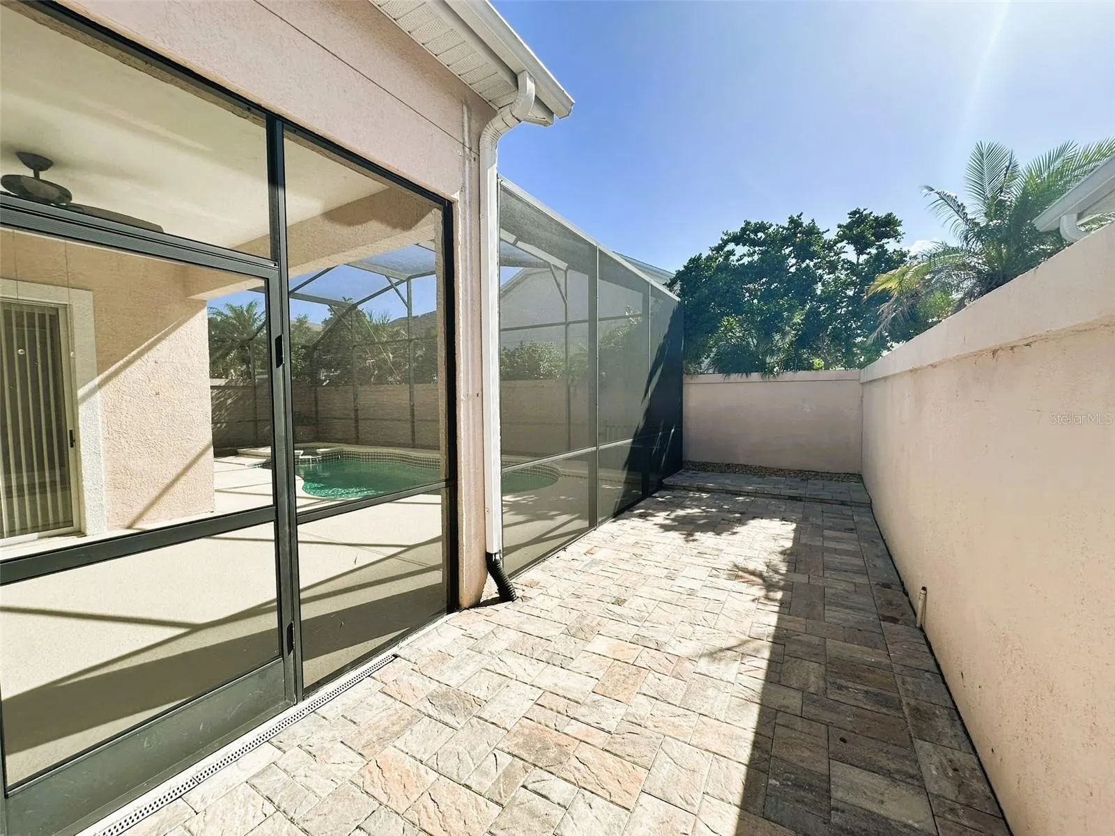 14342 TAMBOURINE DR