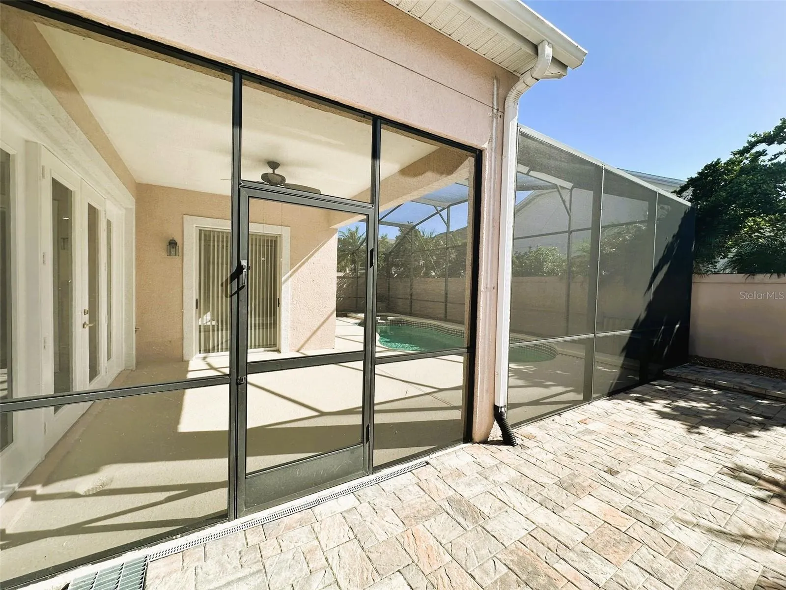 14342 TAMBOURINE DR