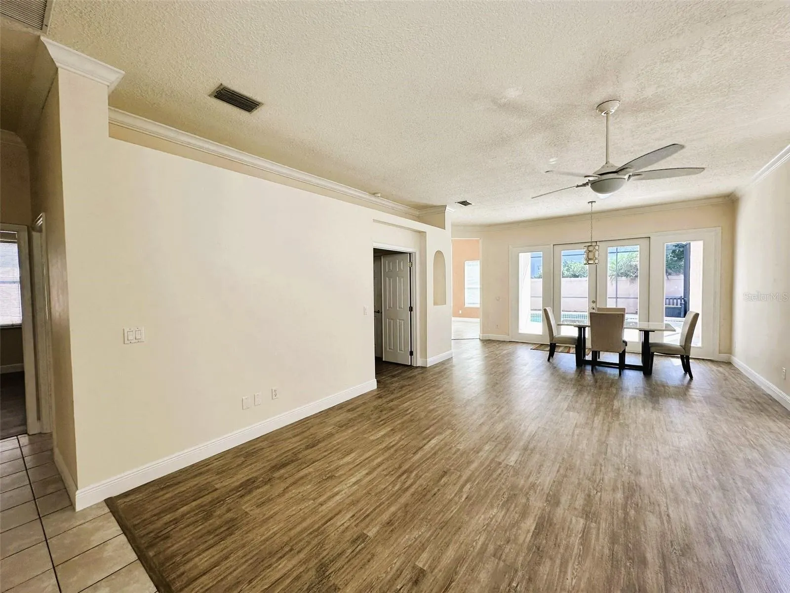 14342 TAMBOURINE DR