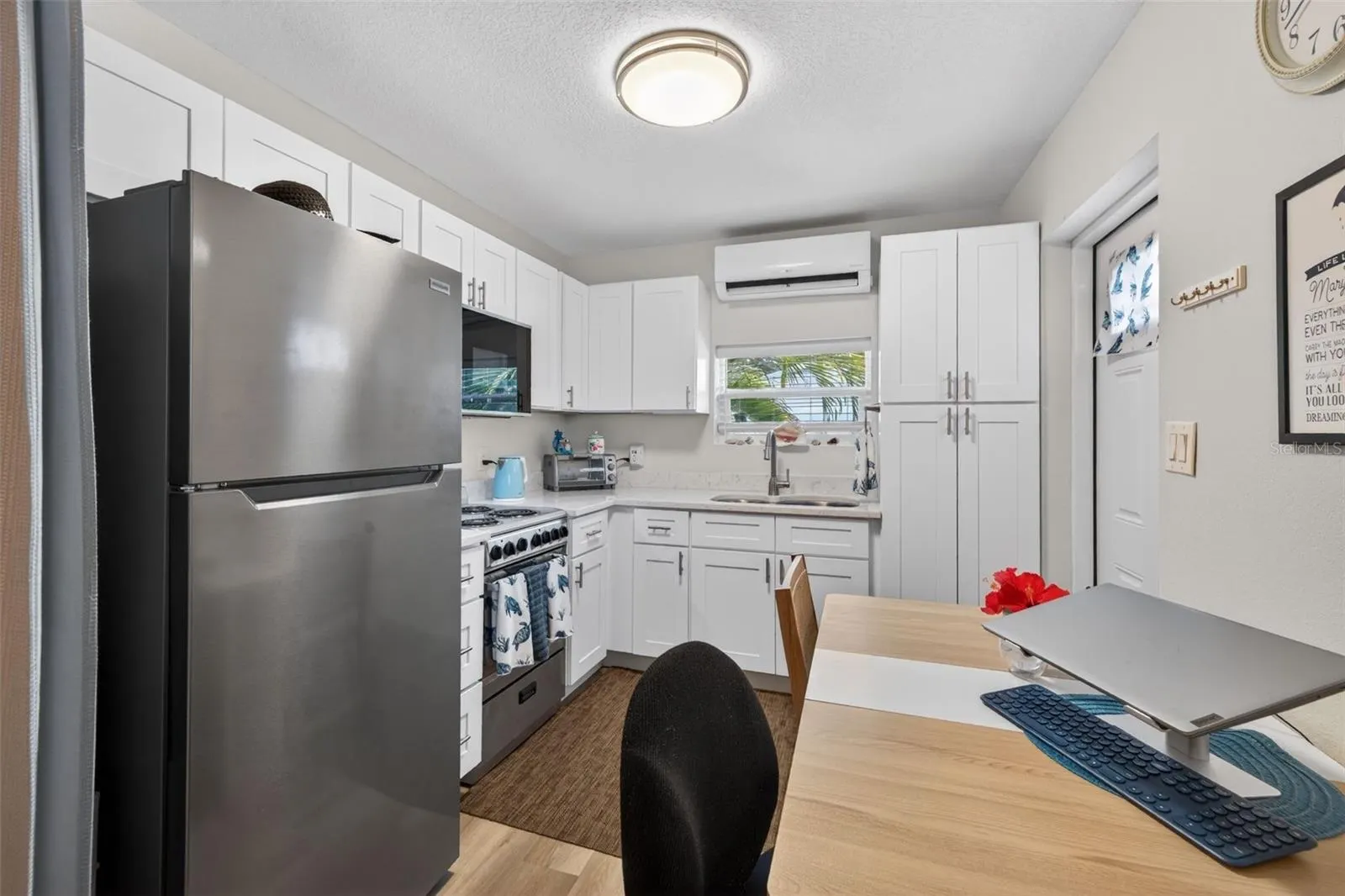 825 46TH ST N ##B ##B