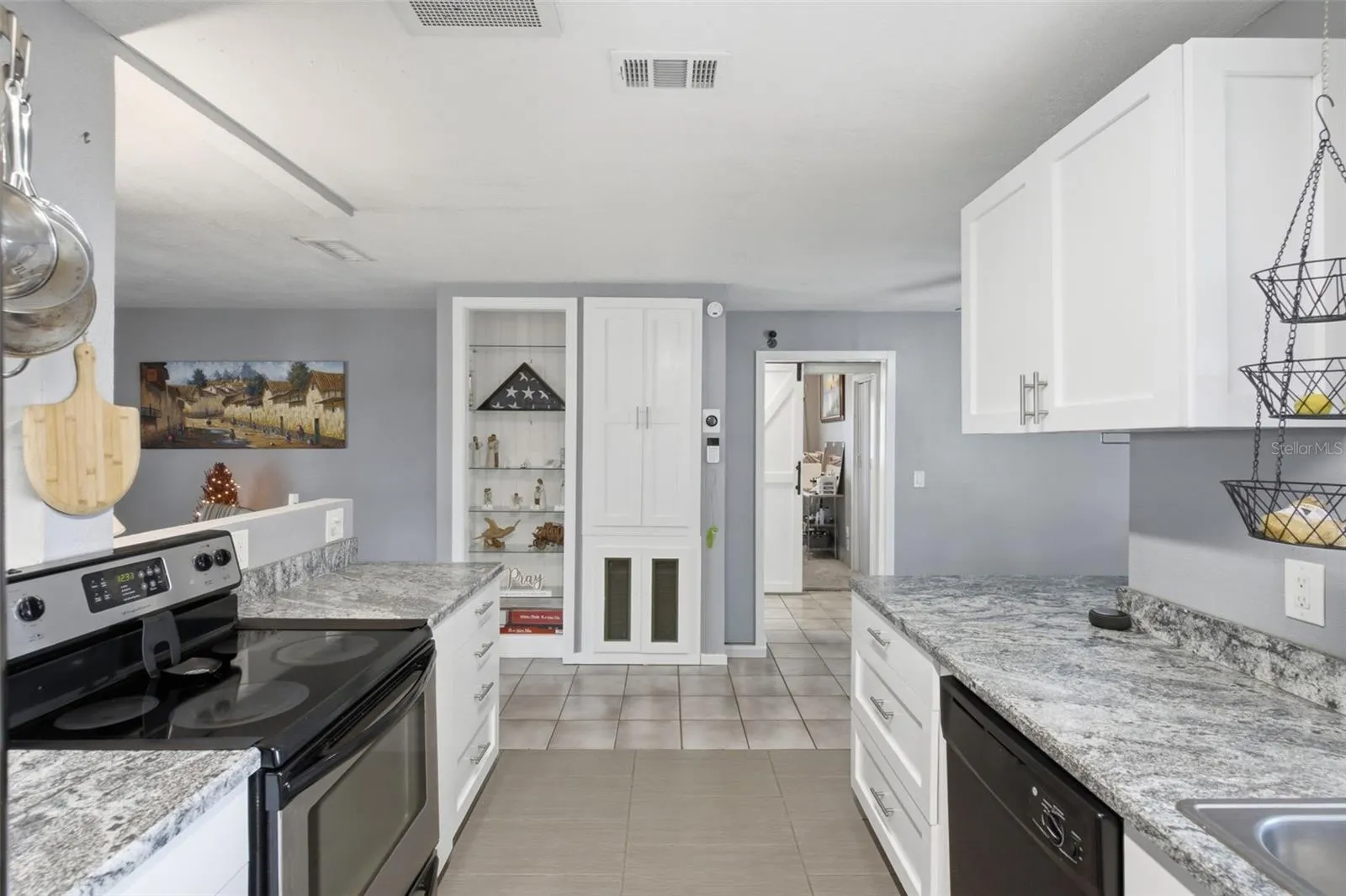 134 GROVE DR