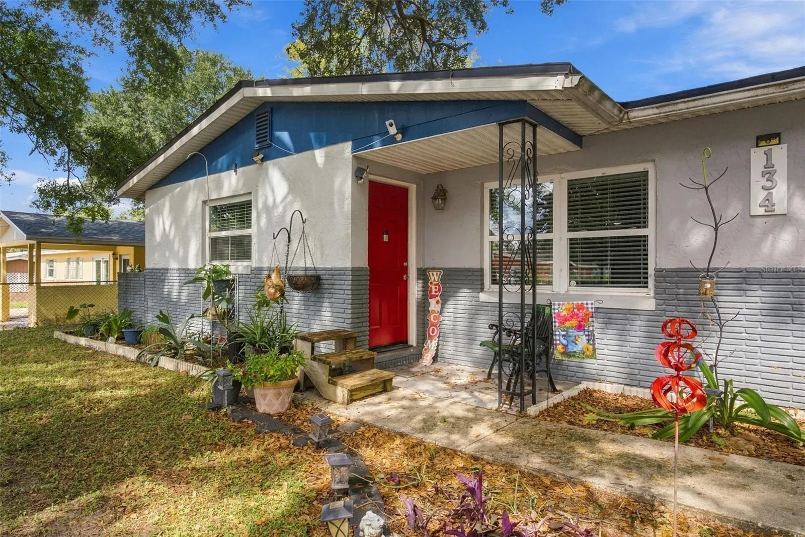 134 GROVE DR