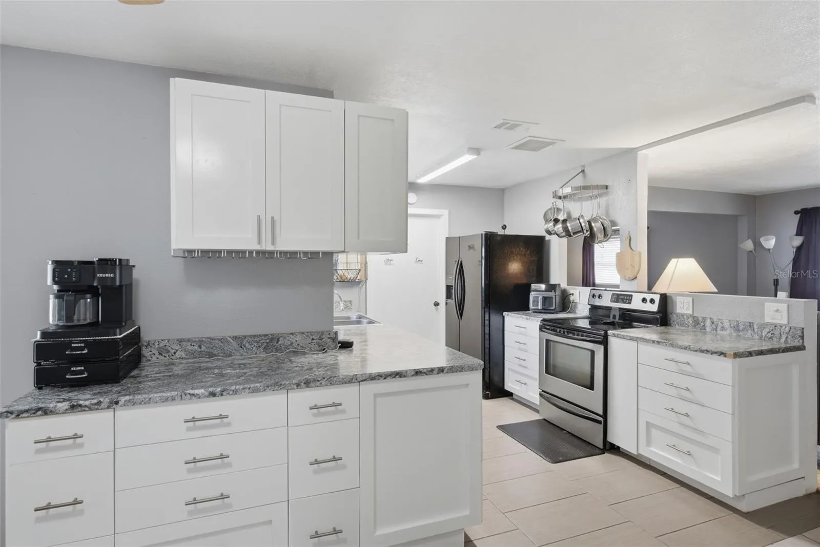 134 GROVE DR
