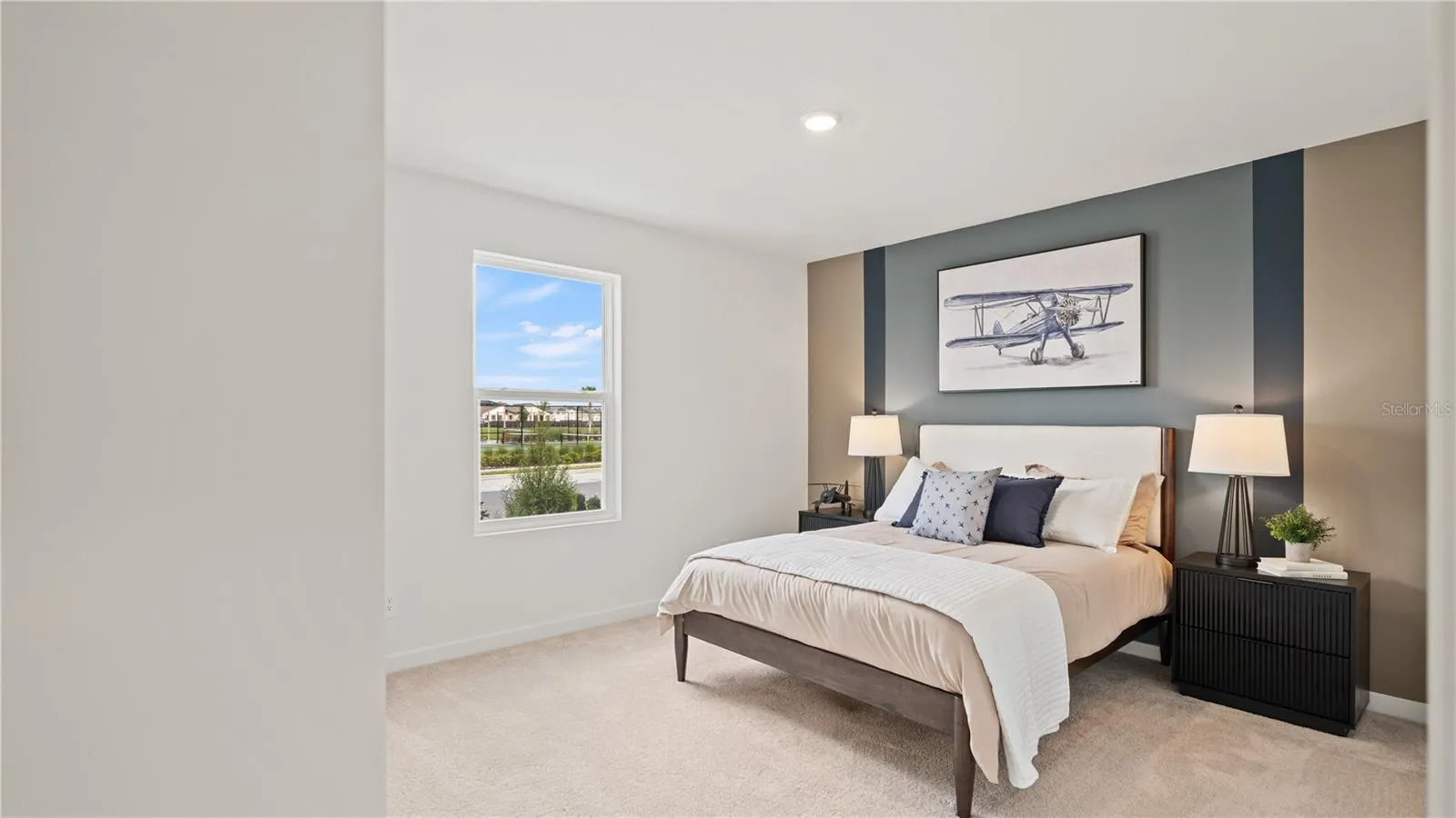 2012 BOOTHBY DR