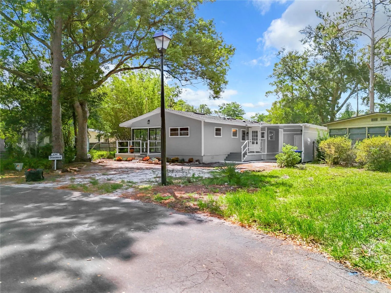 230 PEPPERTREE CT
