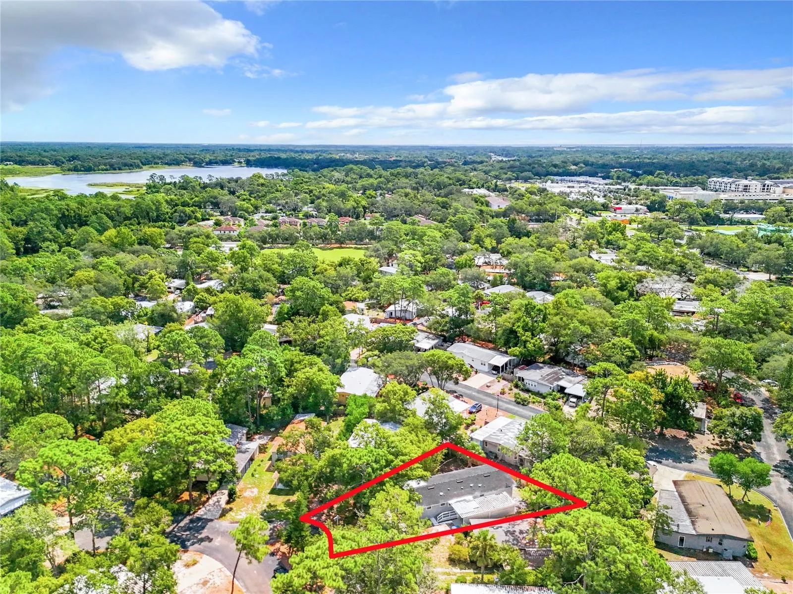 230 PEPPERTREE CT