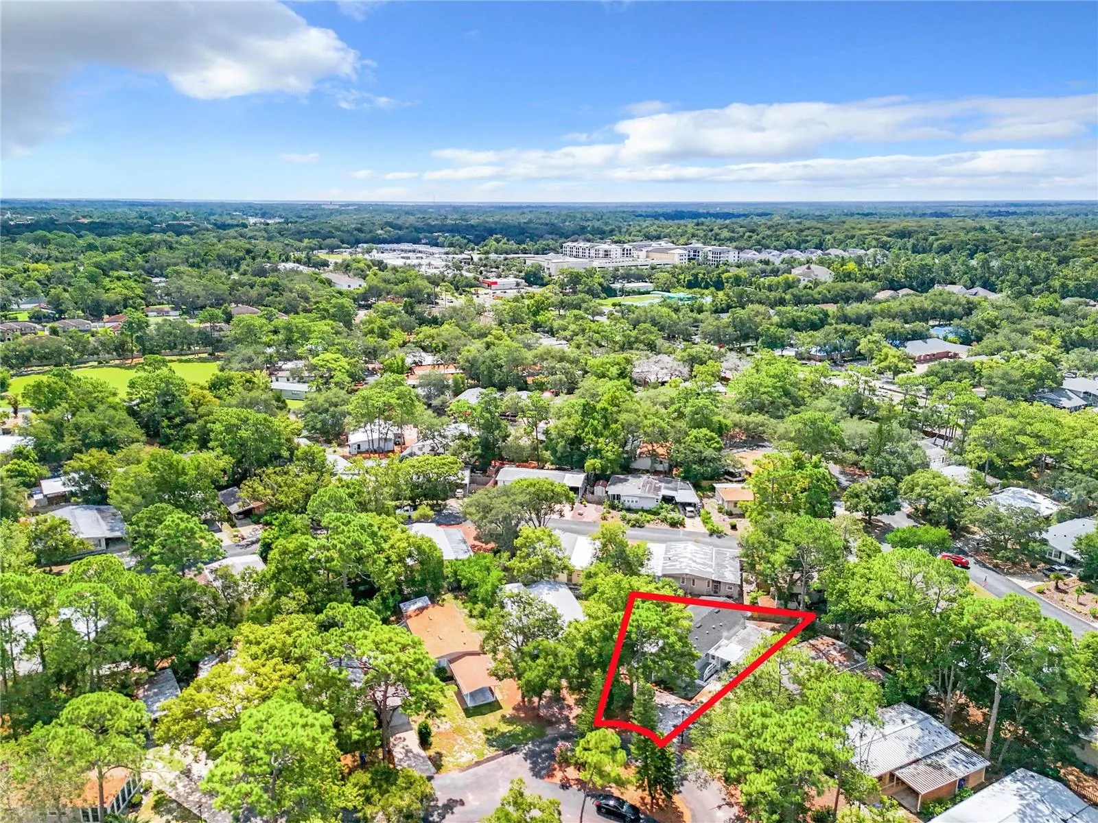 230 PEPPERTREE CT