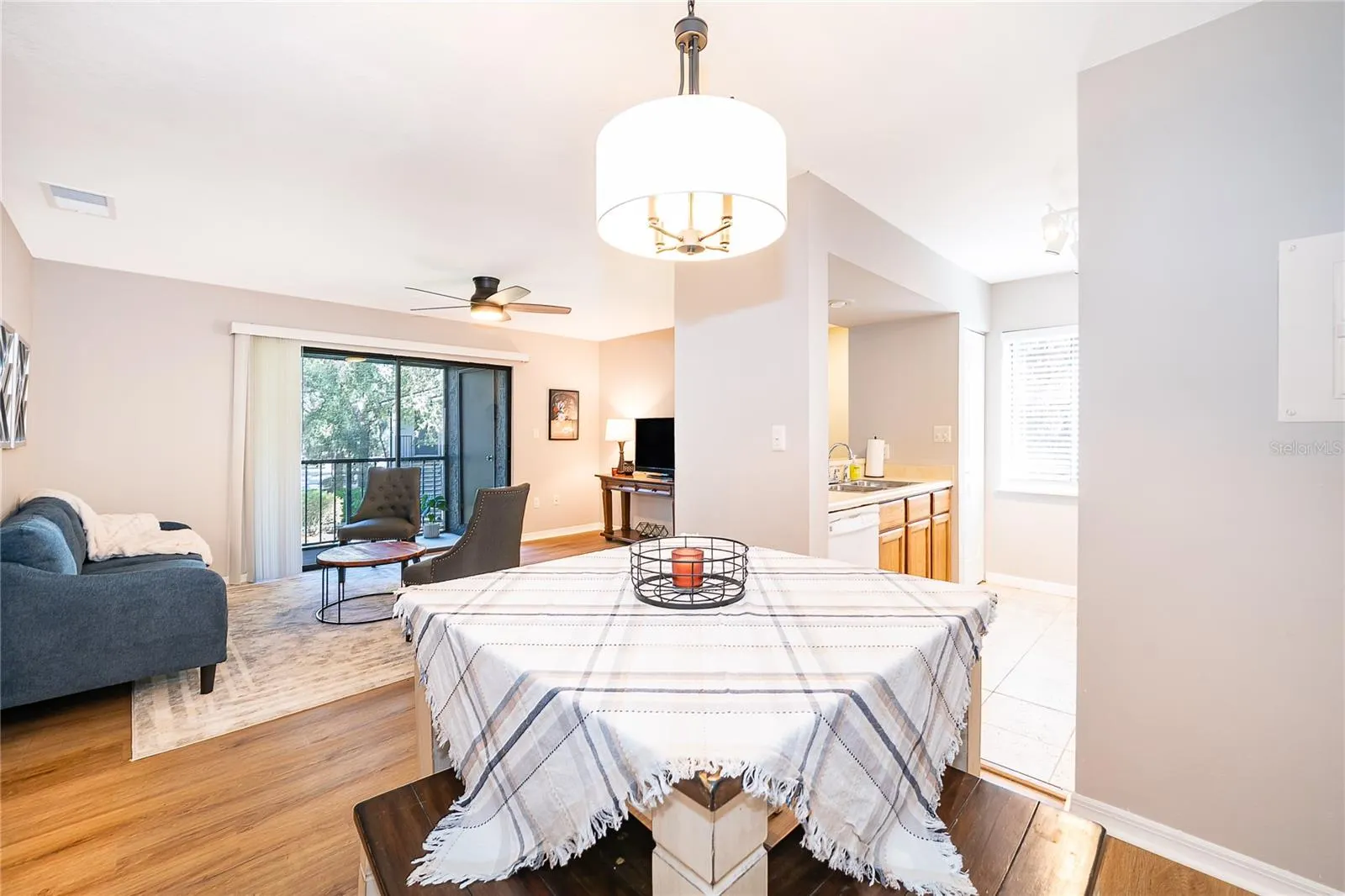 180 WATERFALL WAY #203 #203