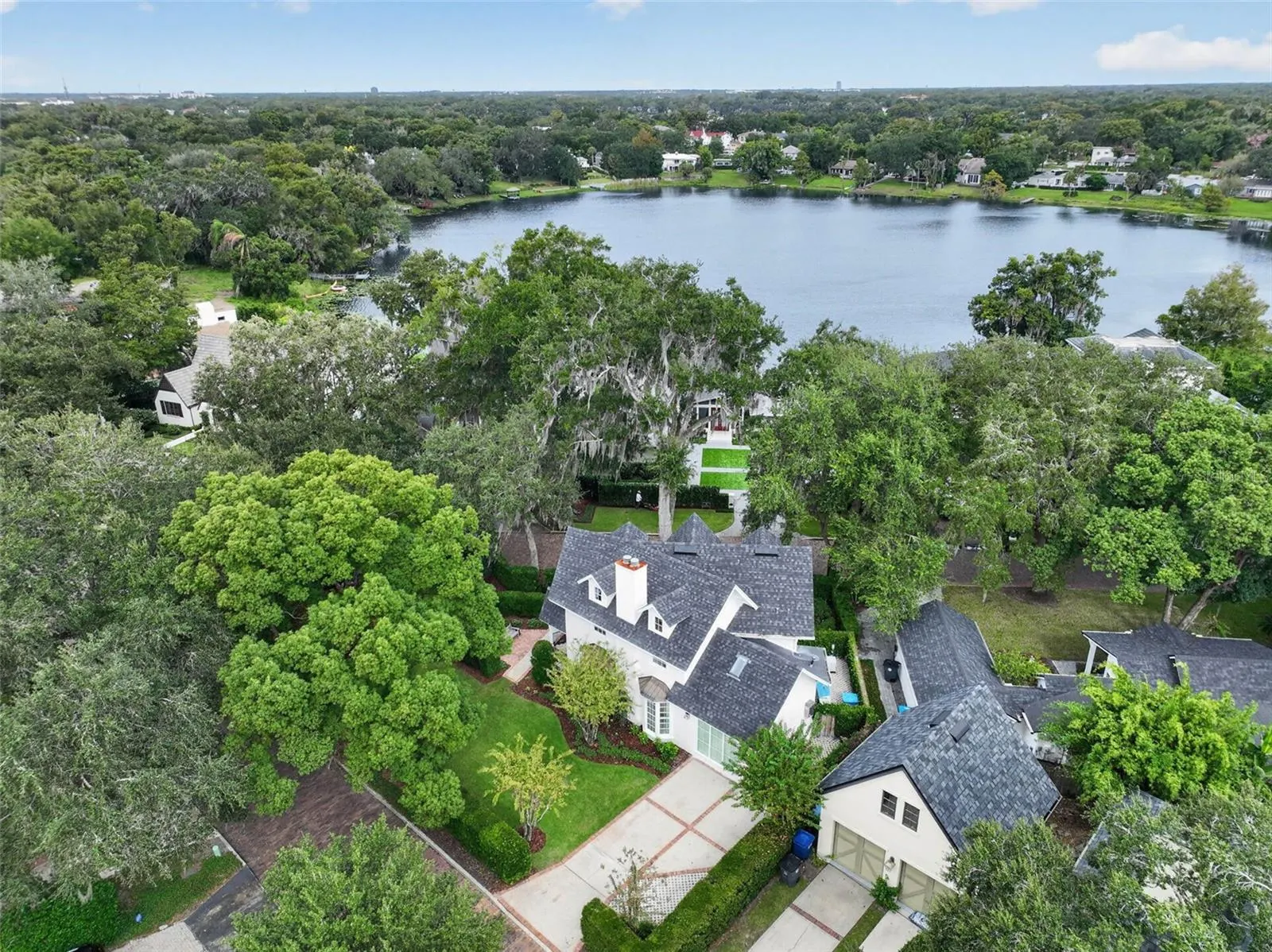 1500 HARRIS CIR