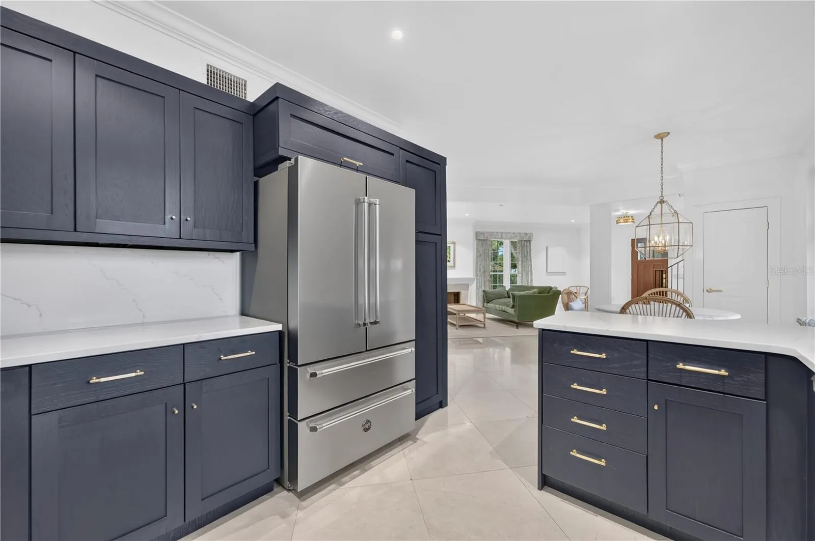 1500 HARRIS CIR
