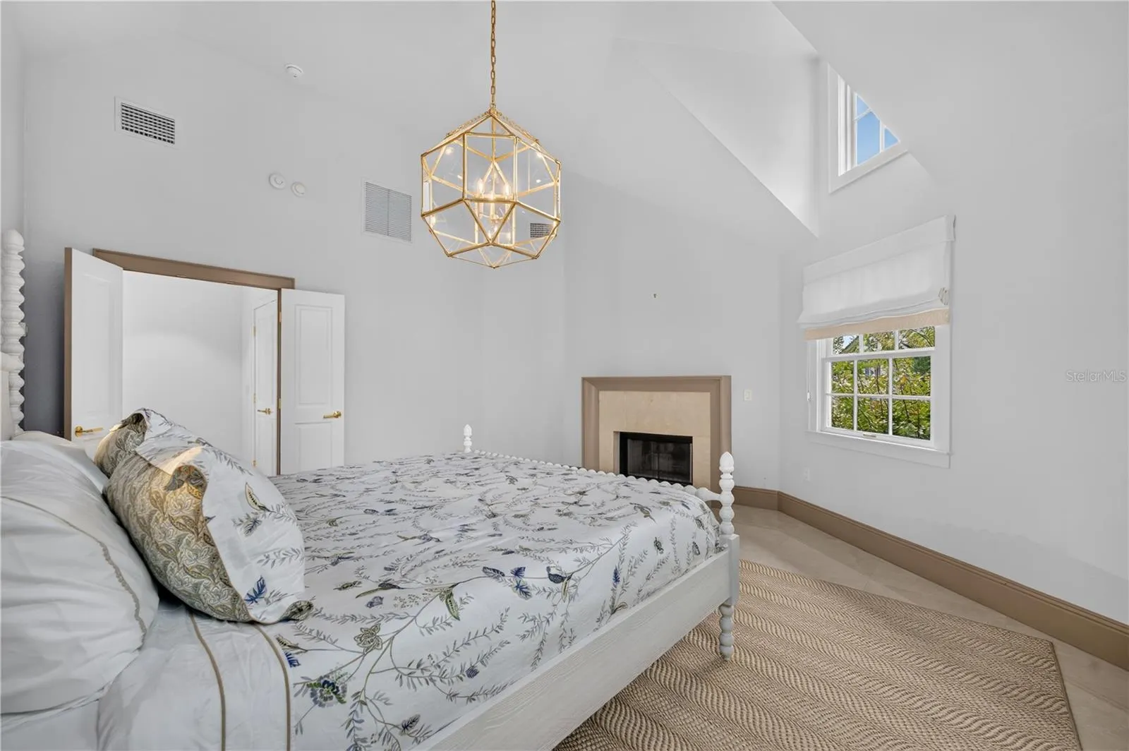 1500 HARRIS CIR