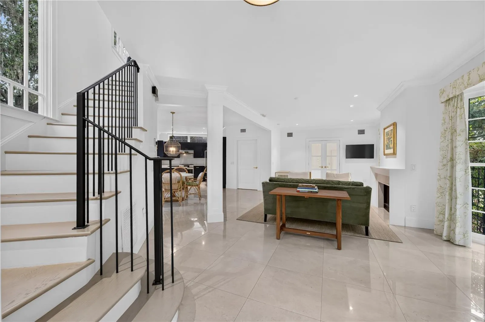 1500 HARRIS CIR