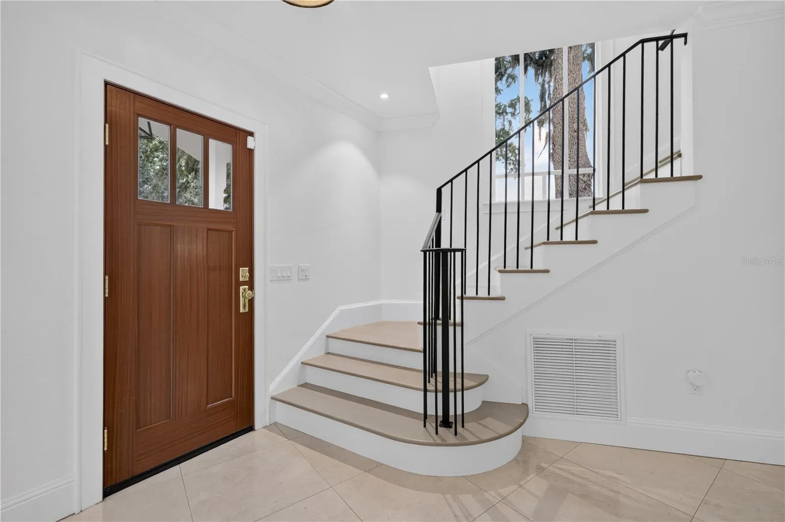 1500 HARRIS CIR