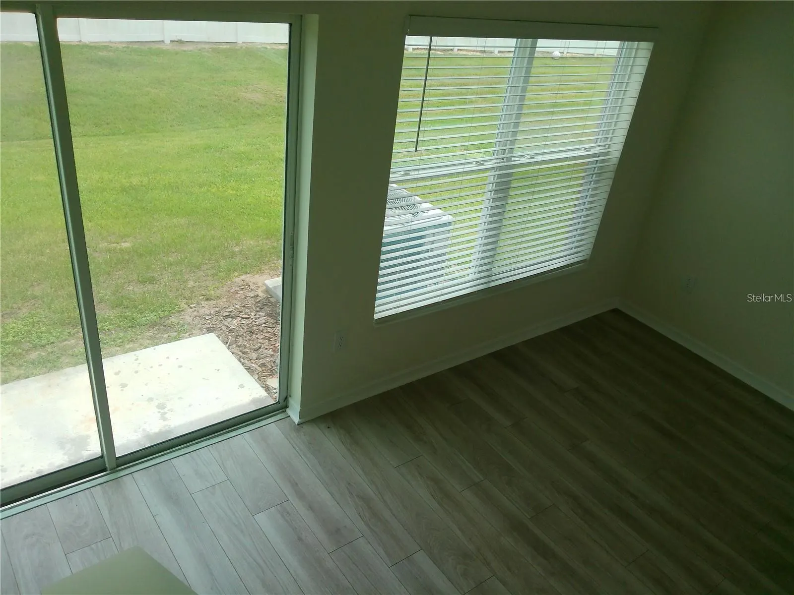1320 MIRABELLA CIR