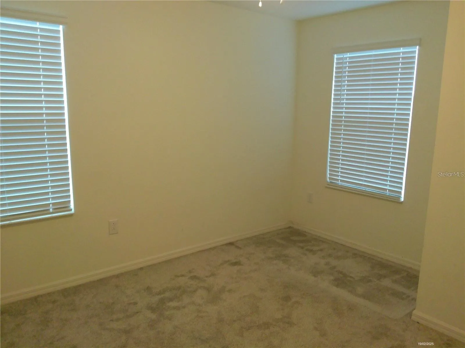 1320 MIRABELLA CIR