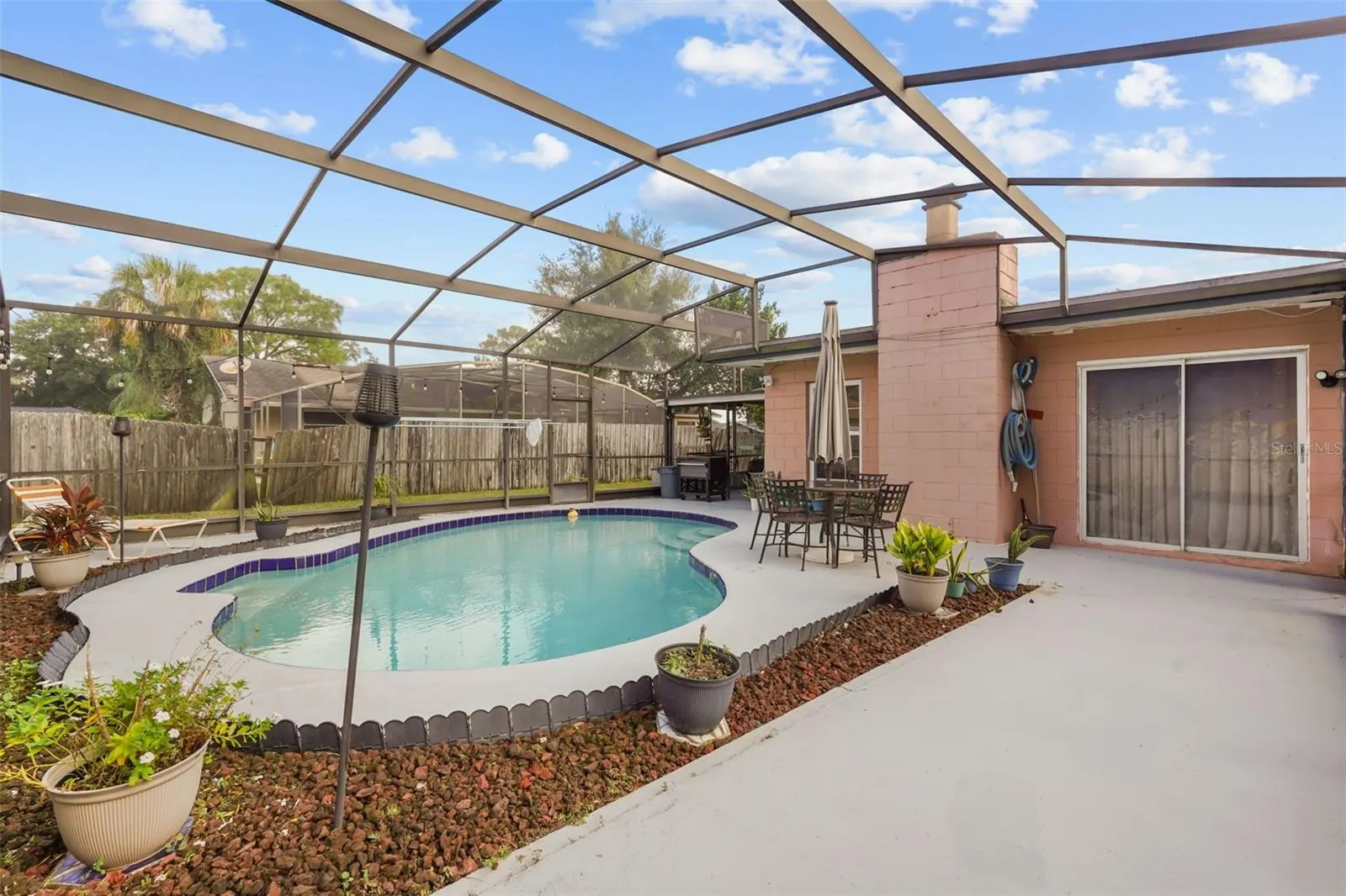 1224 ROSEMARY DR