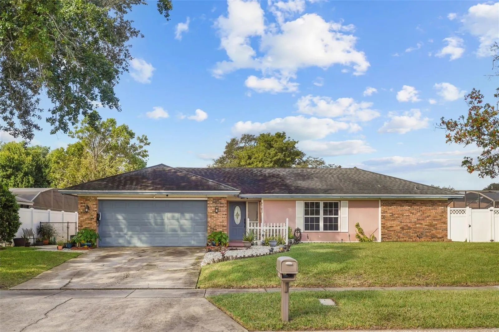1224 ROSEMARY DR