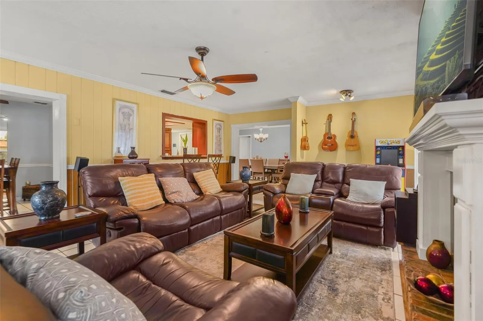 1224 ROSEMARY DR