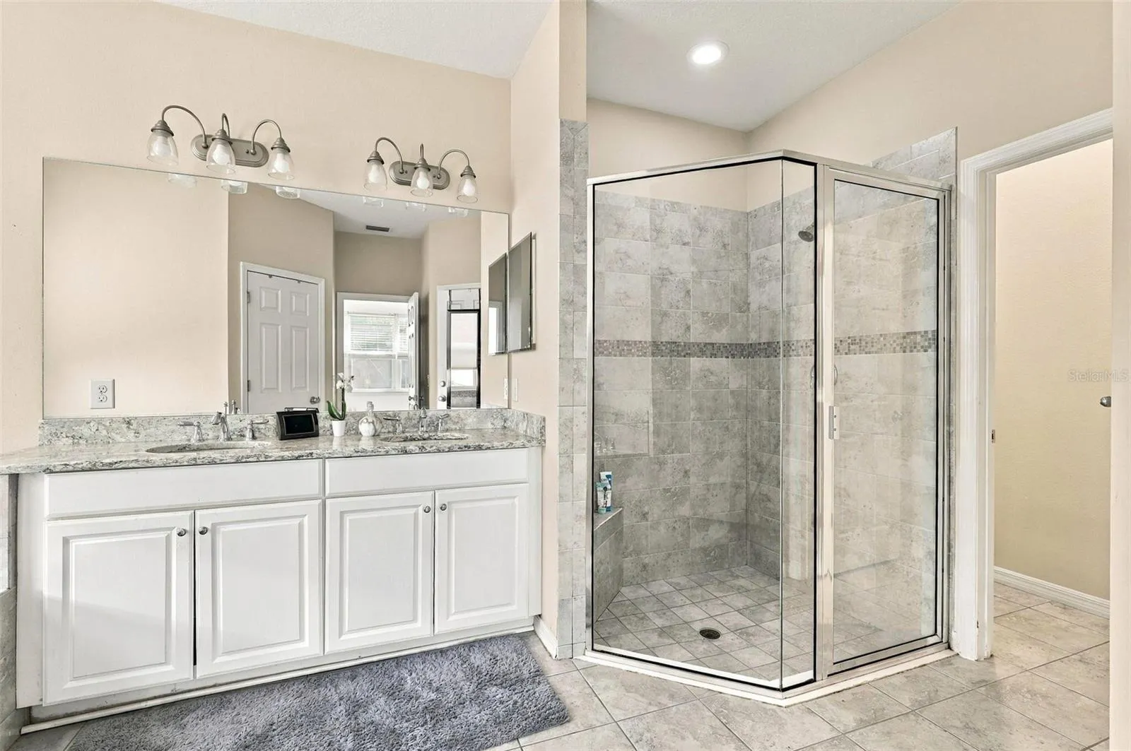 5793 SPIDER LILY CIR