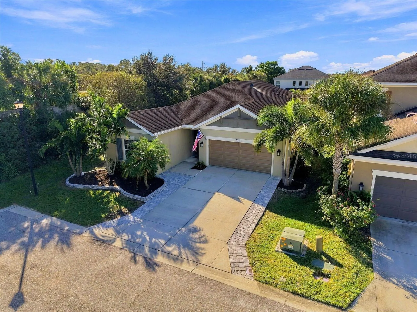 5793 SPIDER LILY CIR