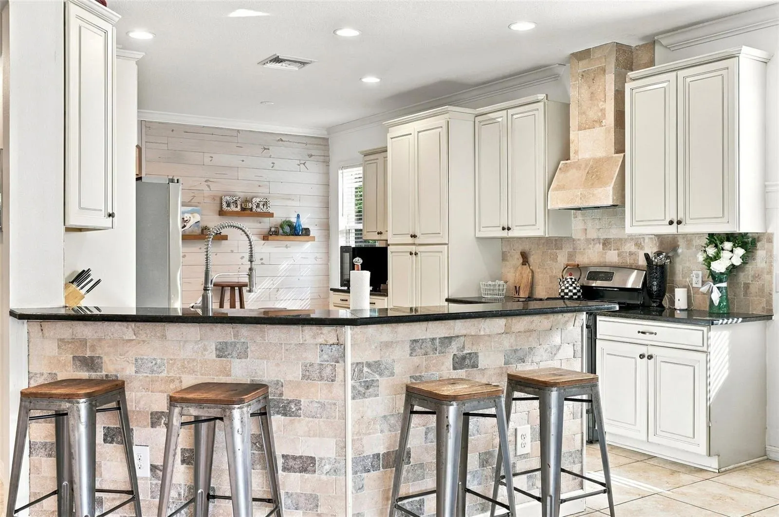 5793 SPIDER LILY CIR