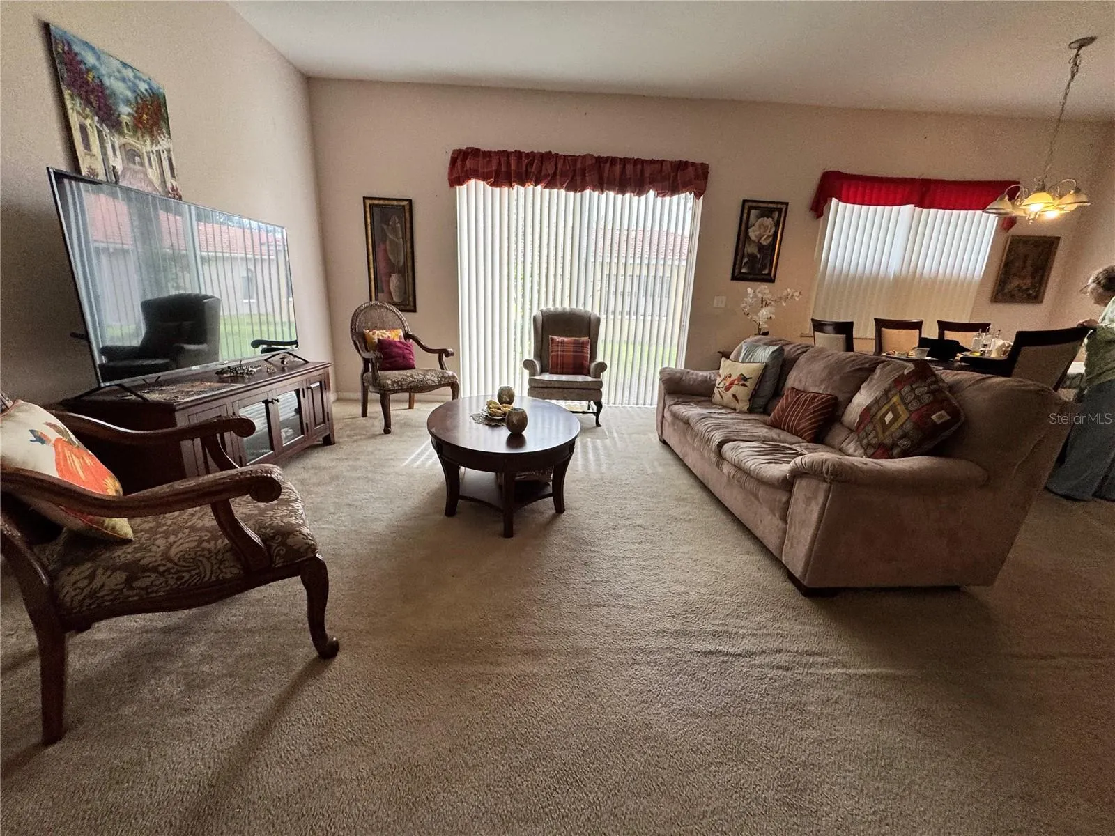439 BAY LEAF DR