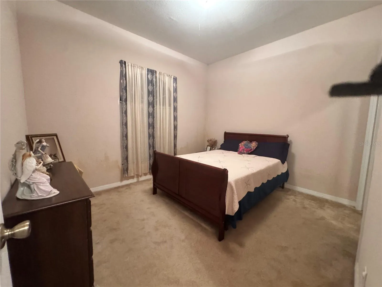 439 BAY LEAF DR