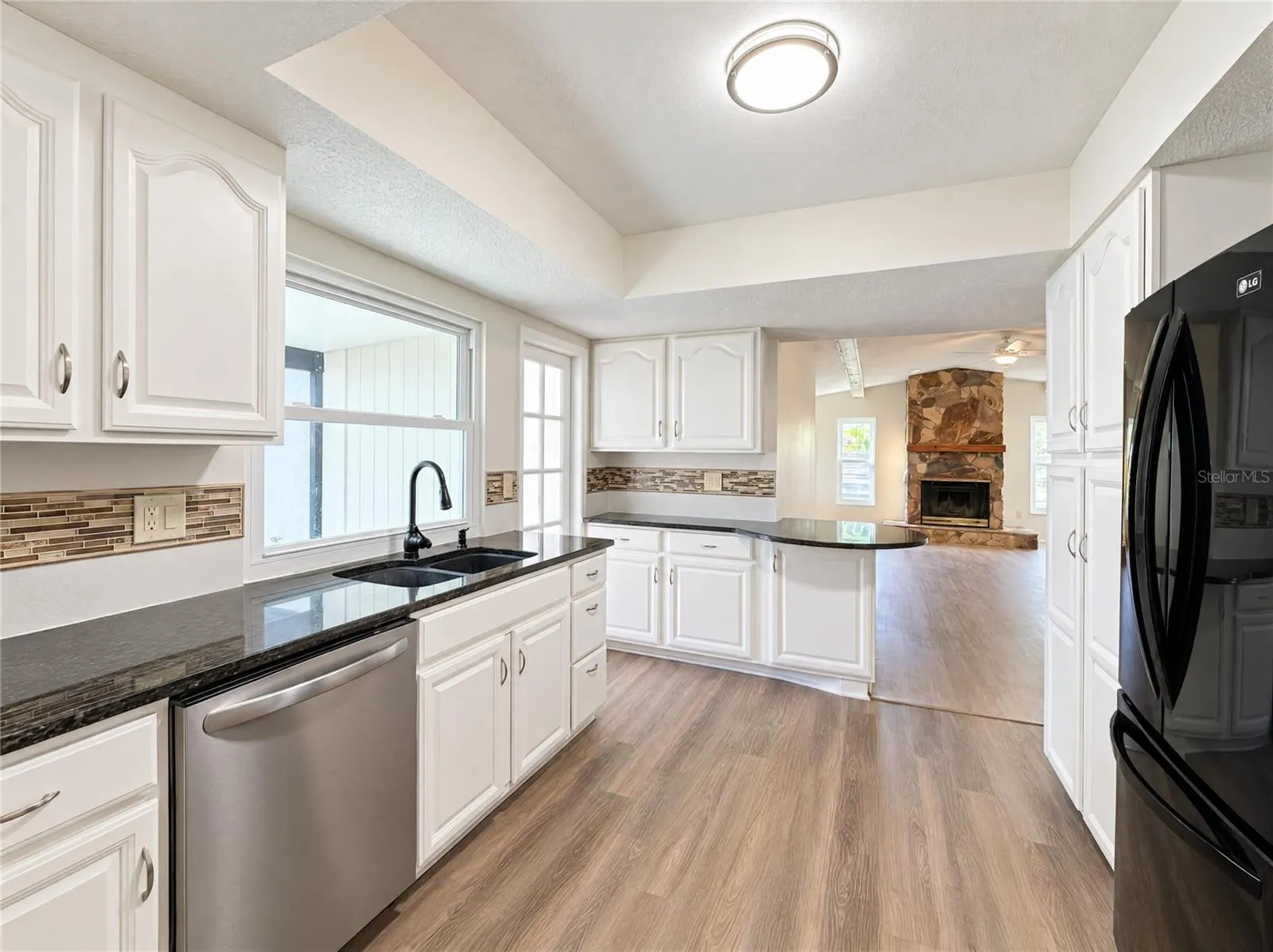 8421 CYPRESS LAKE CIR